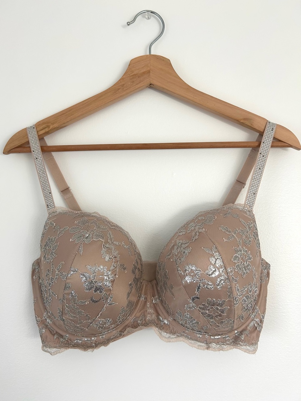 Victoria Secret Dream Angels Lined Demi Nude Sparkly Bra 34DDD